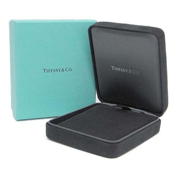 TIFFANY Authentic 18k Gold Diamond Heart Necklace